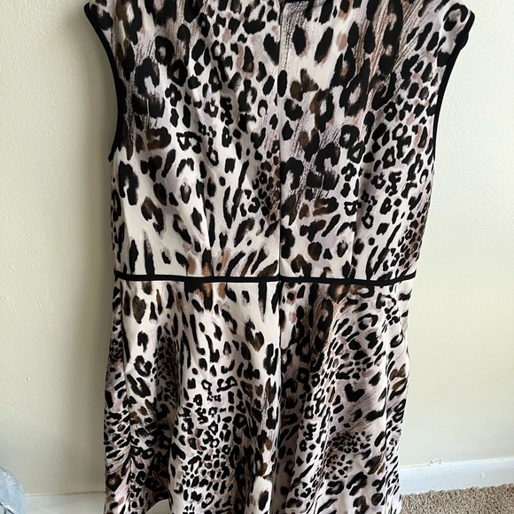 Studio One Dress - Picture 3 of 4